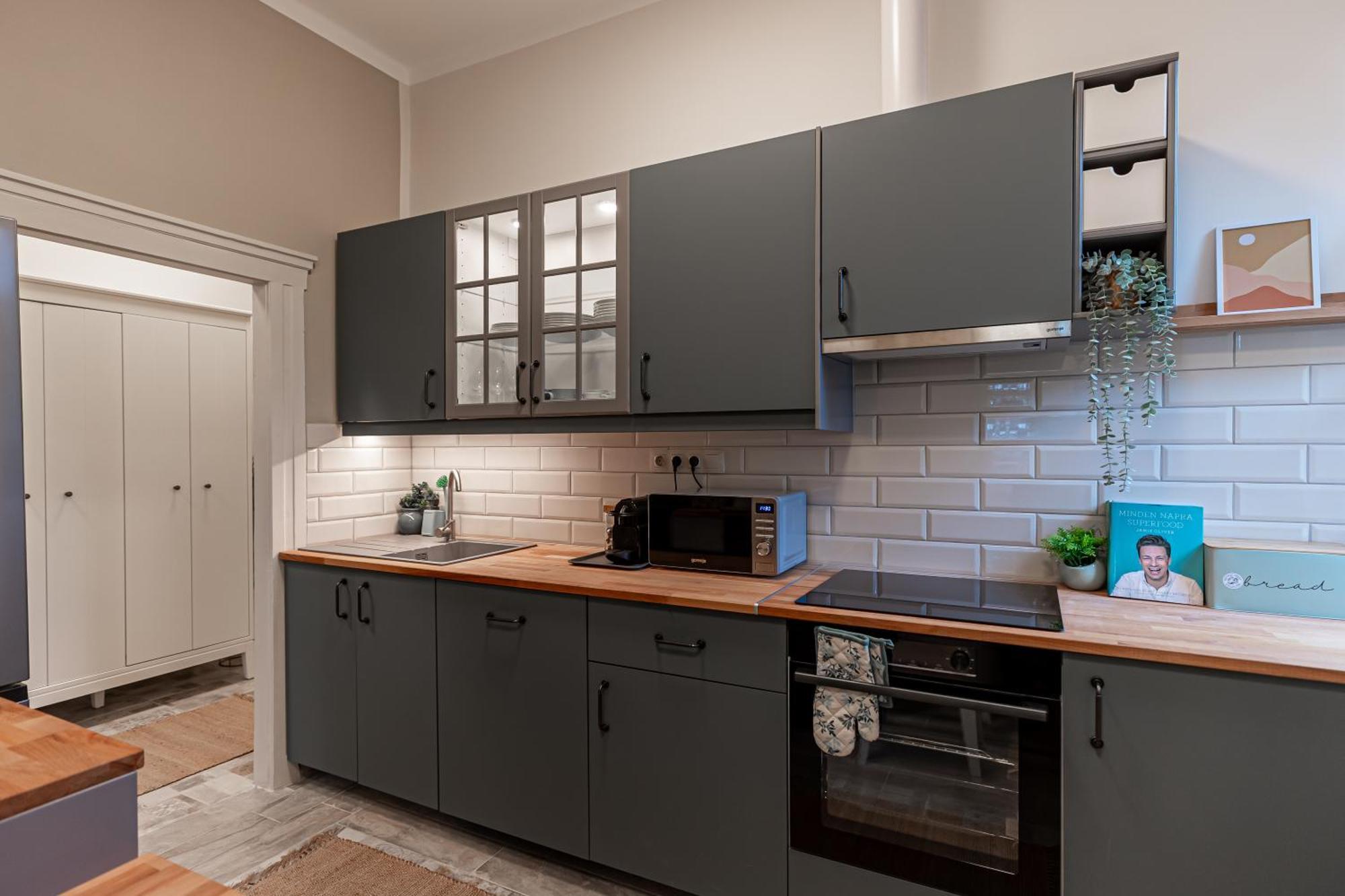 Bb Goergey Apartman I. Мішкольц Екстер'єр фото